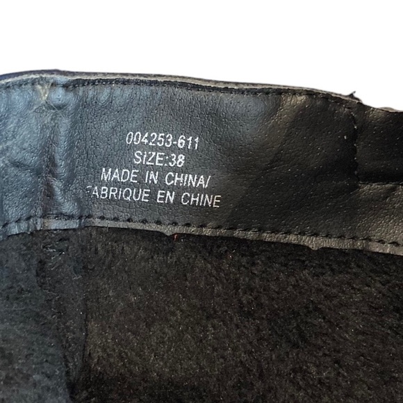 Alberto - Women’s Vegan Leather Heeled Booties - Picture 4 of 9